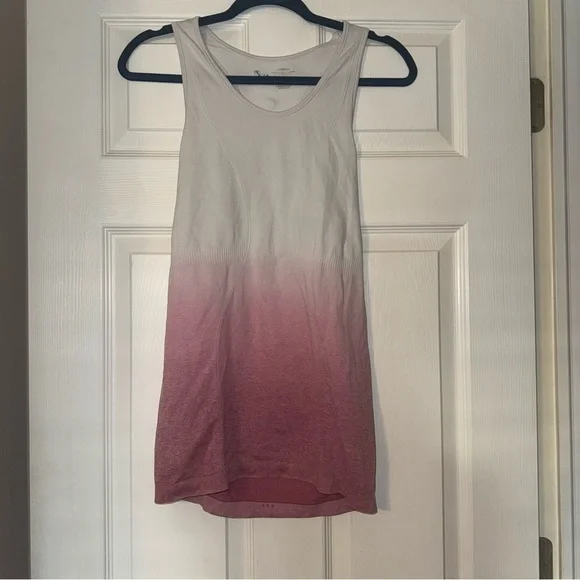 ZYIA Poppy Ombré Seamless Tank Top - Picture 2 of 3